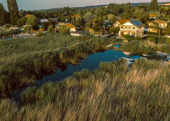 ヴィラ Sunny Szántód